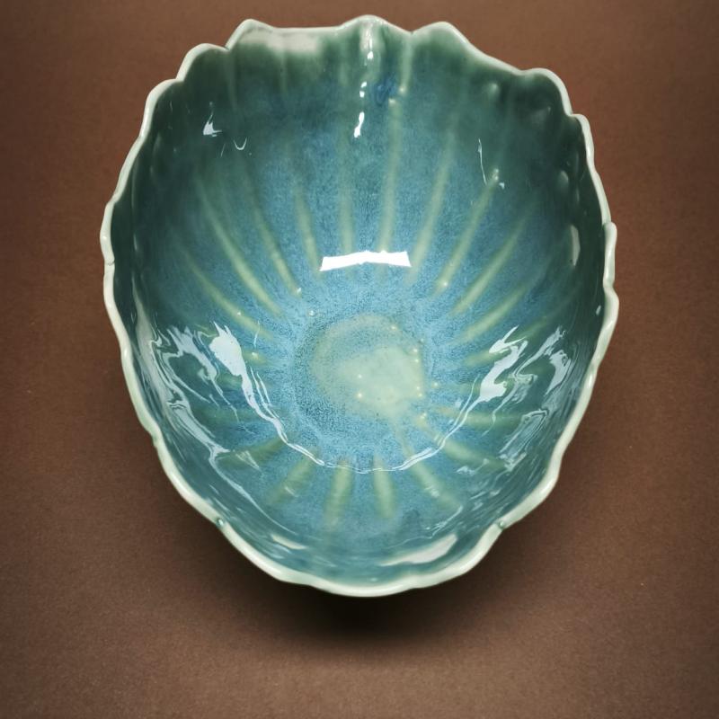 Cuenco de porcelana decorativo o frutero